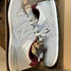 Figs Nike shoes. Worn once, too narrow.